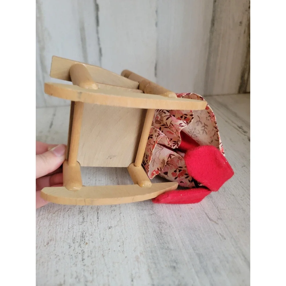 Annalee Mrs Claus chair vintage mobility doll vintage Xmas plush home